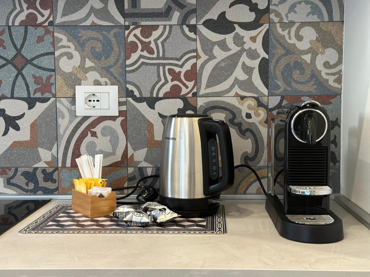 Bonnie Boutique Apartment Флоренция Екстериор снимка