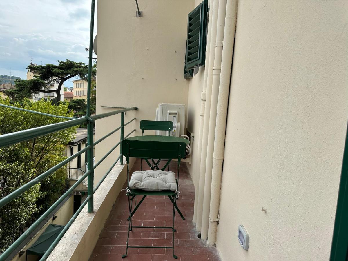 Bonnie Boutique Apartment Флоренция Екстериор снимка