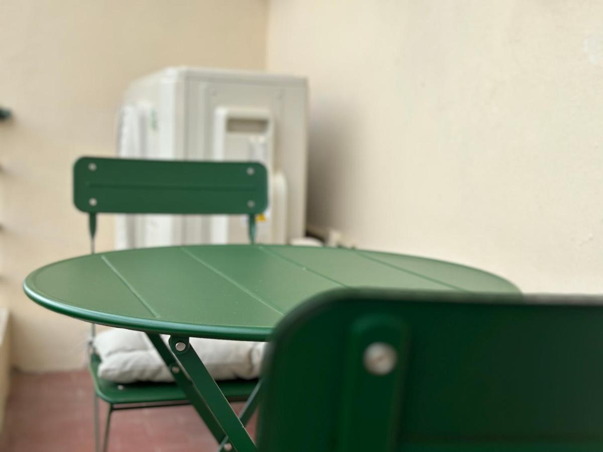 Bonnie Boutique Apartment Флоренция Екстериор снимка