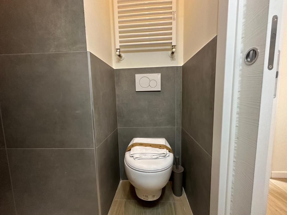 Bonnie Boutique Apartment Флоренция Екстериор снимка